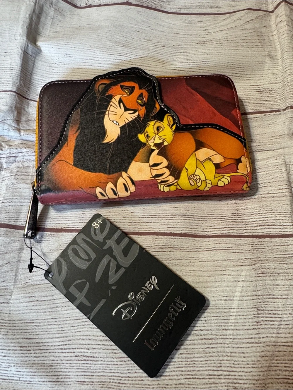 NWT Disney Loungefly Wallet - Villains Scene - Lion King Scar Zip Around Wallet - Picture 4 of 13